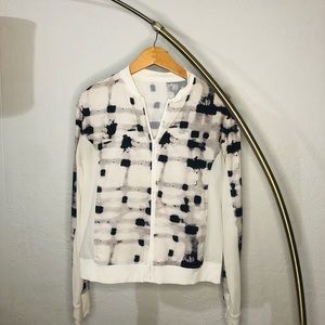 Lululemon windbreaker